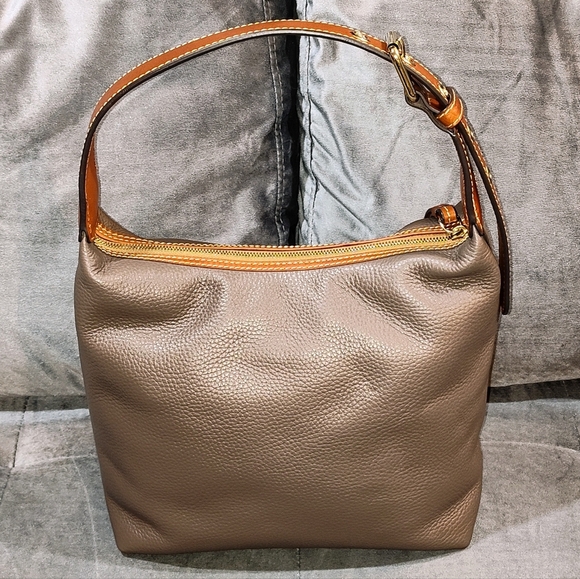 DOONEY & BOURKE PAIGE SAC PEBBLED LEATHER TASSLED HOBO BAG IN ELEPHANT BNWOT - Picture 3 of 16